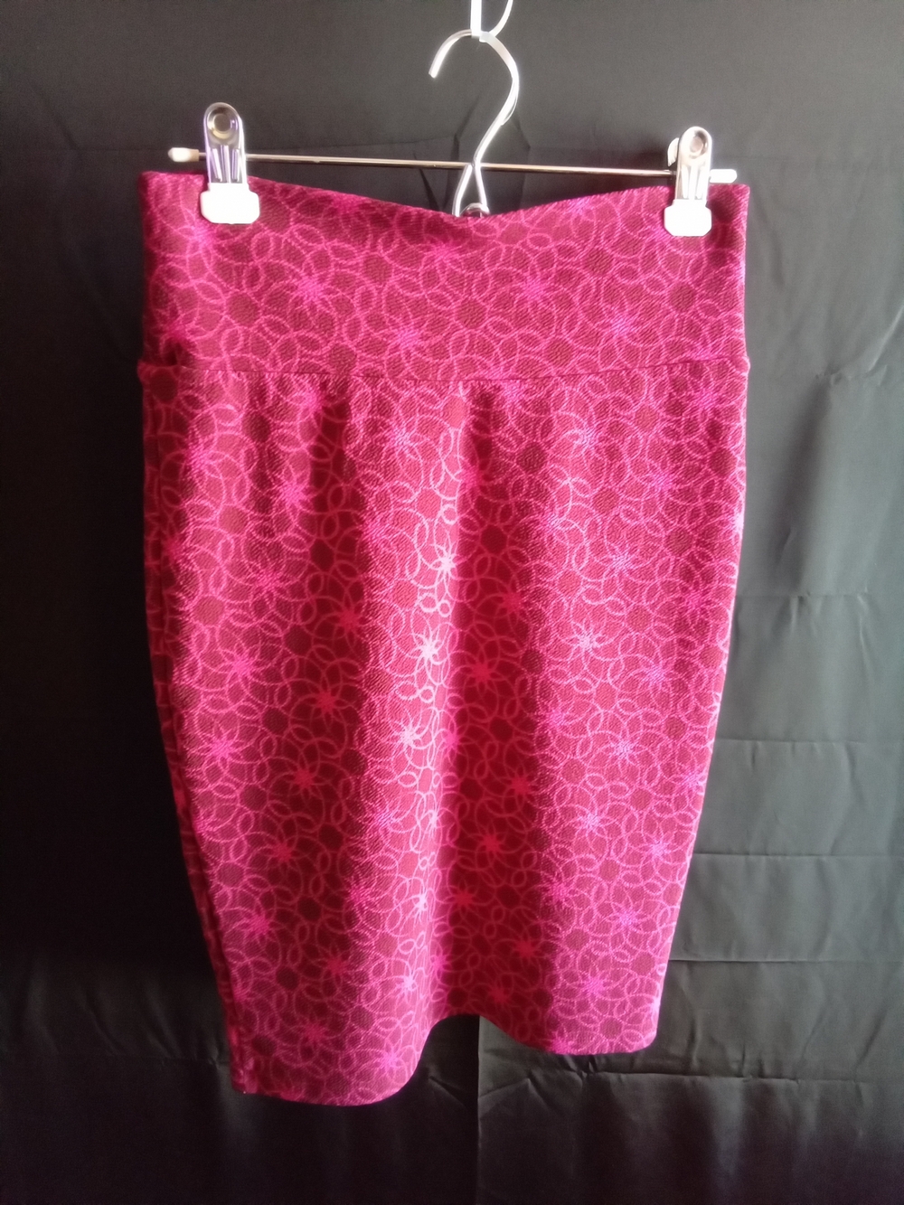 LuLaRoe Magenta Floral-Print Pencil Skirt